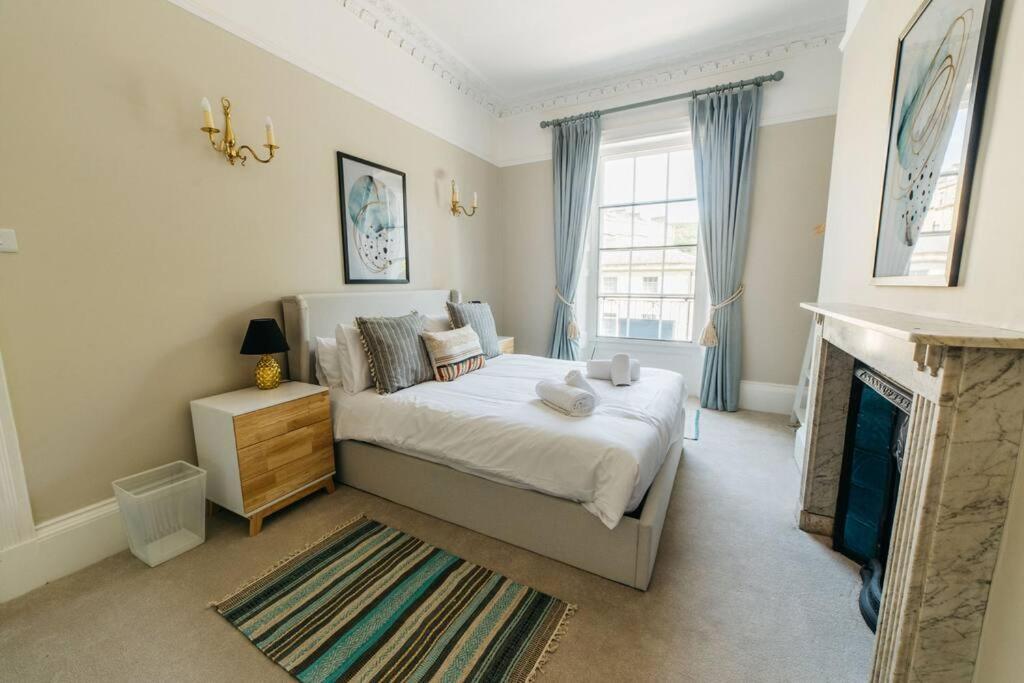 Luxury, Central, Sun-Filled 3 Bed Haven In 바스 외부 사진